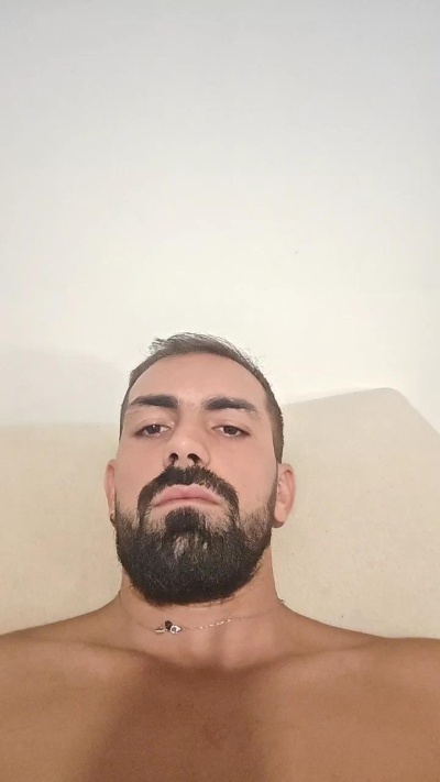 Dale999989 from Italy