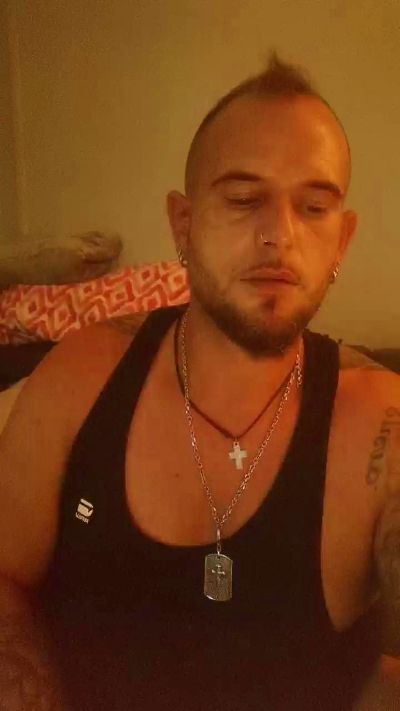 Dani4490 from Germany