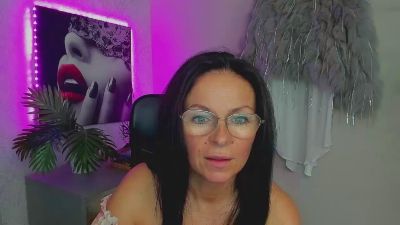 Helen_Wild from Germany