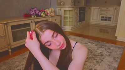 LilianHathaway from France