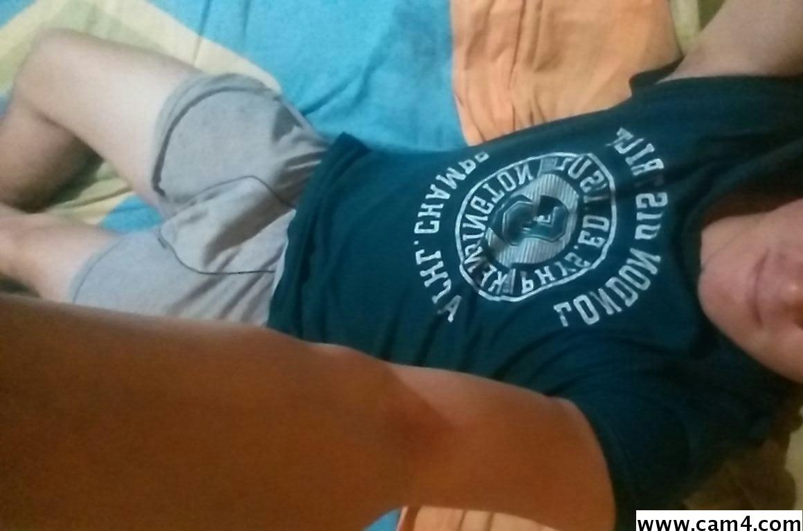 santi581 from Colombia
