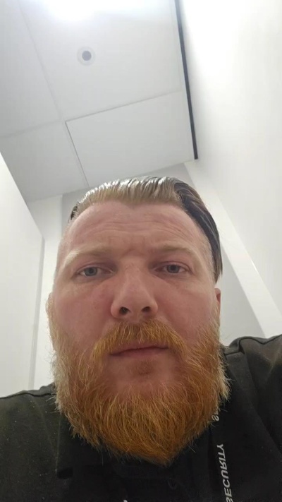 viking17xxx from United Kingdom